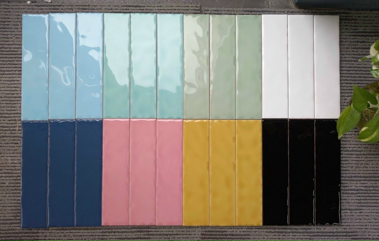 Gạch thẻ lượn sóng KT 5x200mm