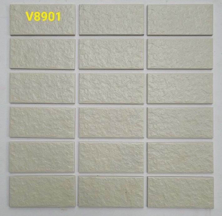 8901
