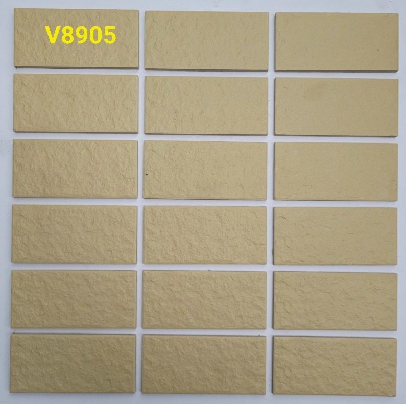 8905