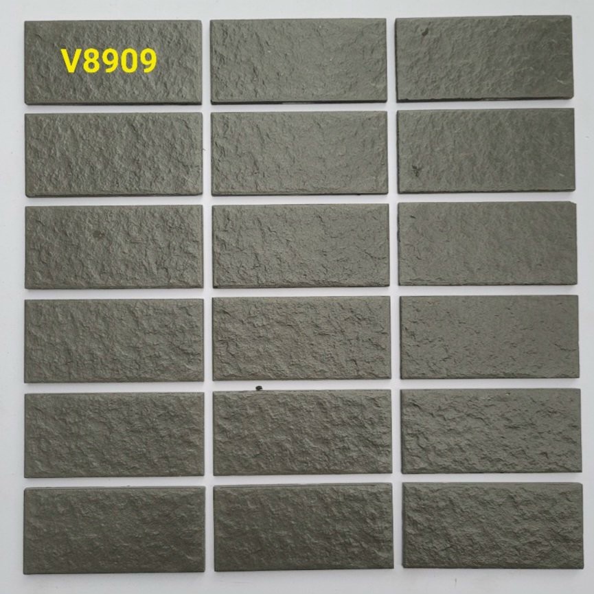 8909